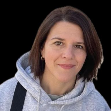 Delphine, Électricienne à Warmeriville